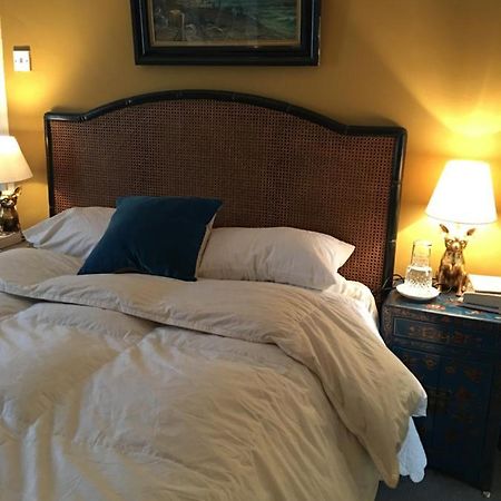Wynberg House Bed & Breakfast Суонси Экстерьер фото