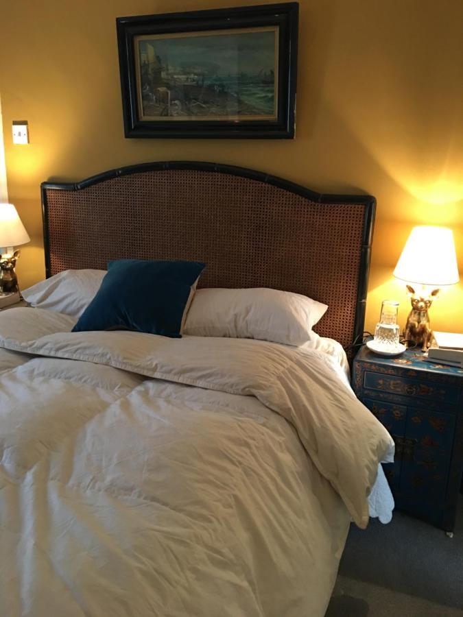 Wynberg House Bed & Breakfast Суонси Экстерьер фото